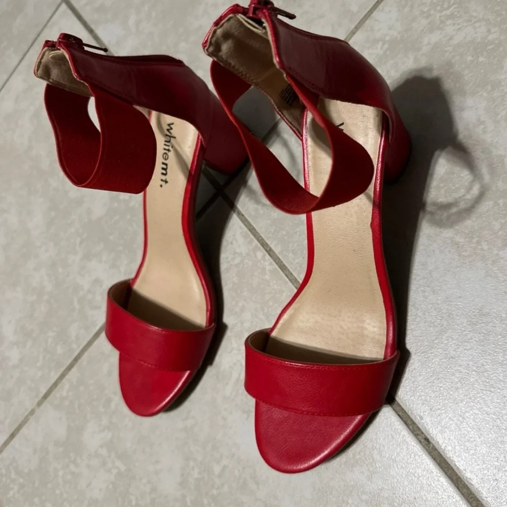 White Mountain Red Block Heel Sandals Size 7 - Picture 7 of 9